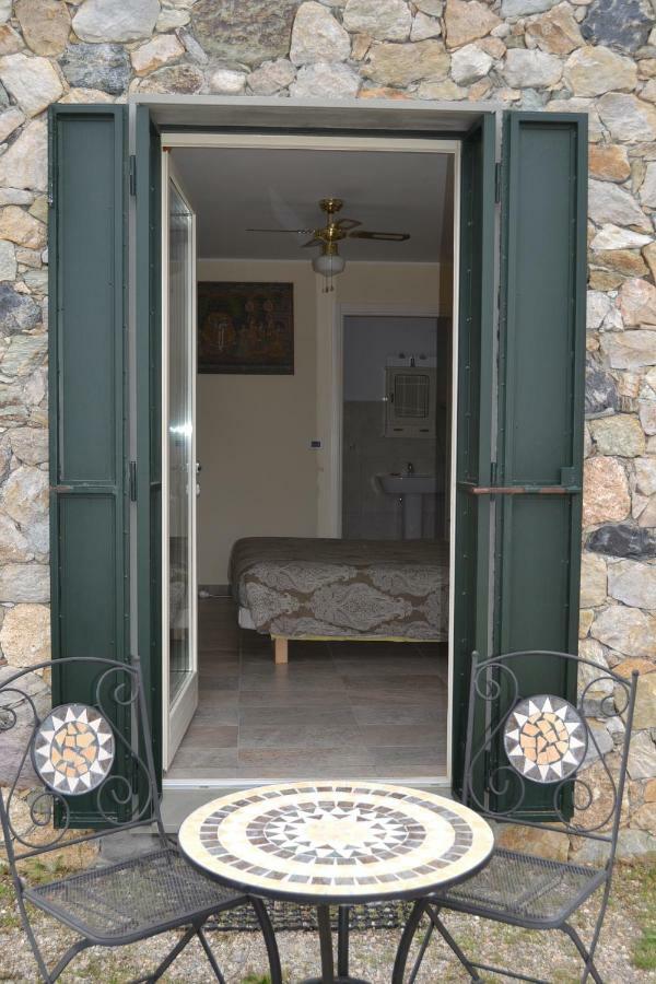 Joie De Vivre Bed and Breakfast Calice Ligure Eksteriør billede